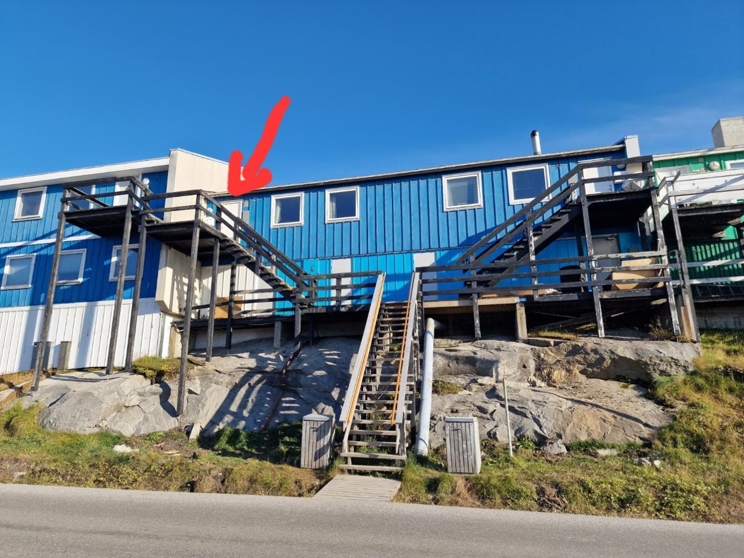 Unnuisarfik Iglo Nuuk Hostel Exterior photo